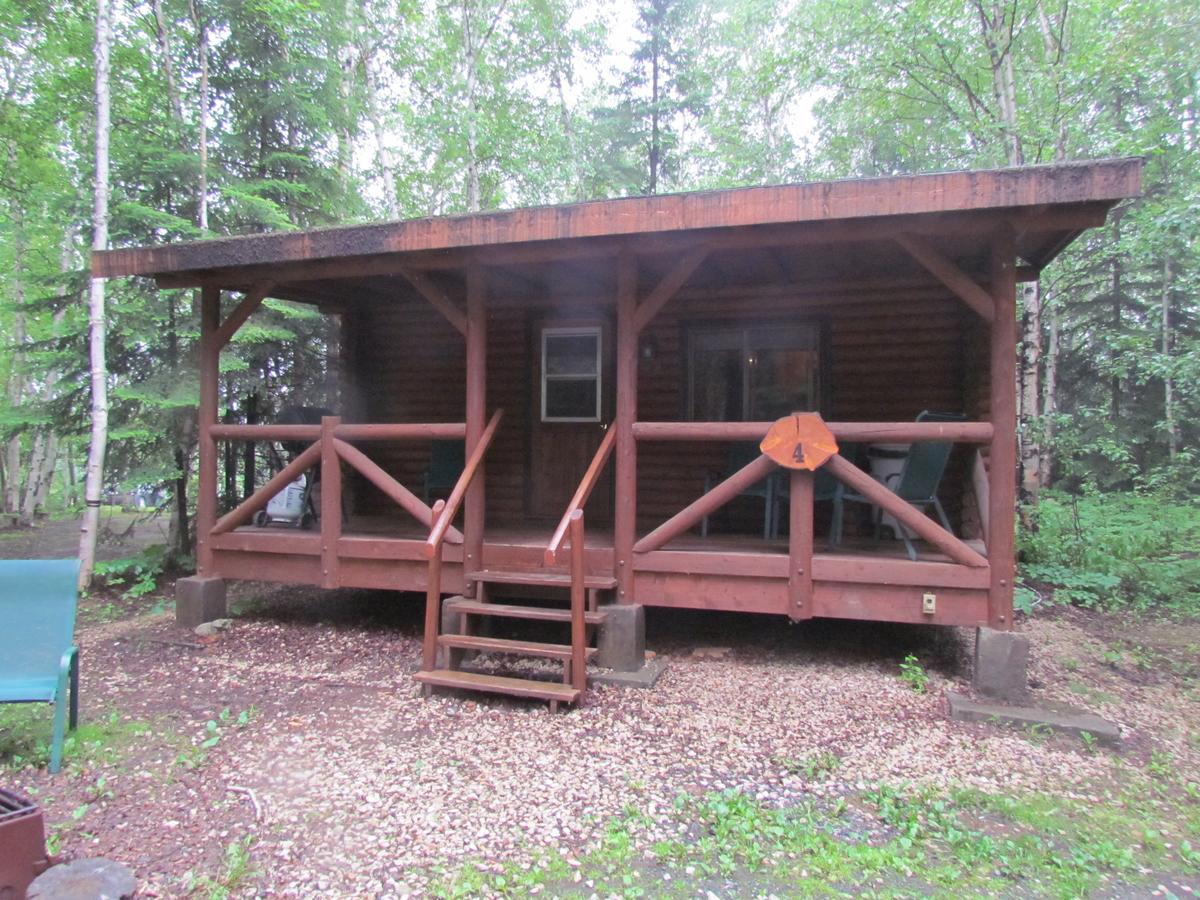 Bakers Narrows Lodge And Conference Center Flin Flon Exterior foto
